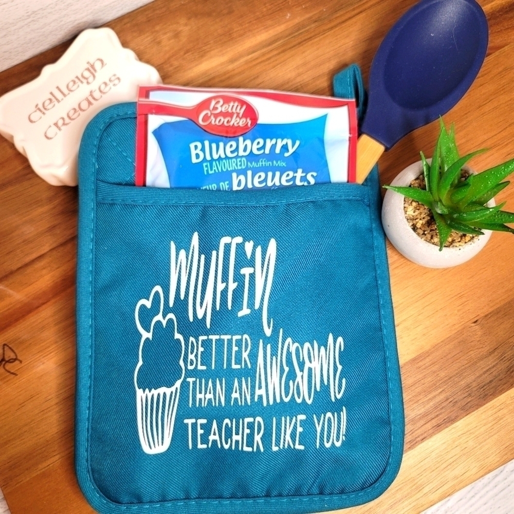 Teacher Gifts - Personalized Oven Mitt